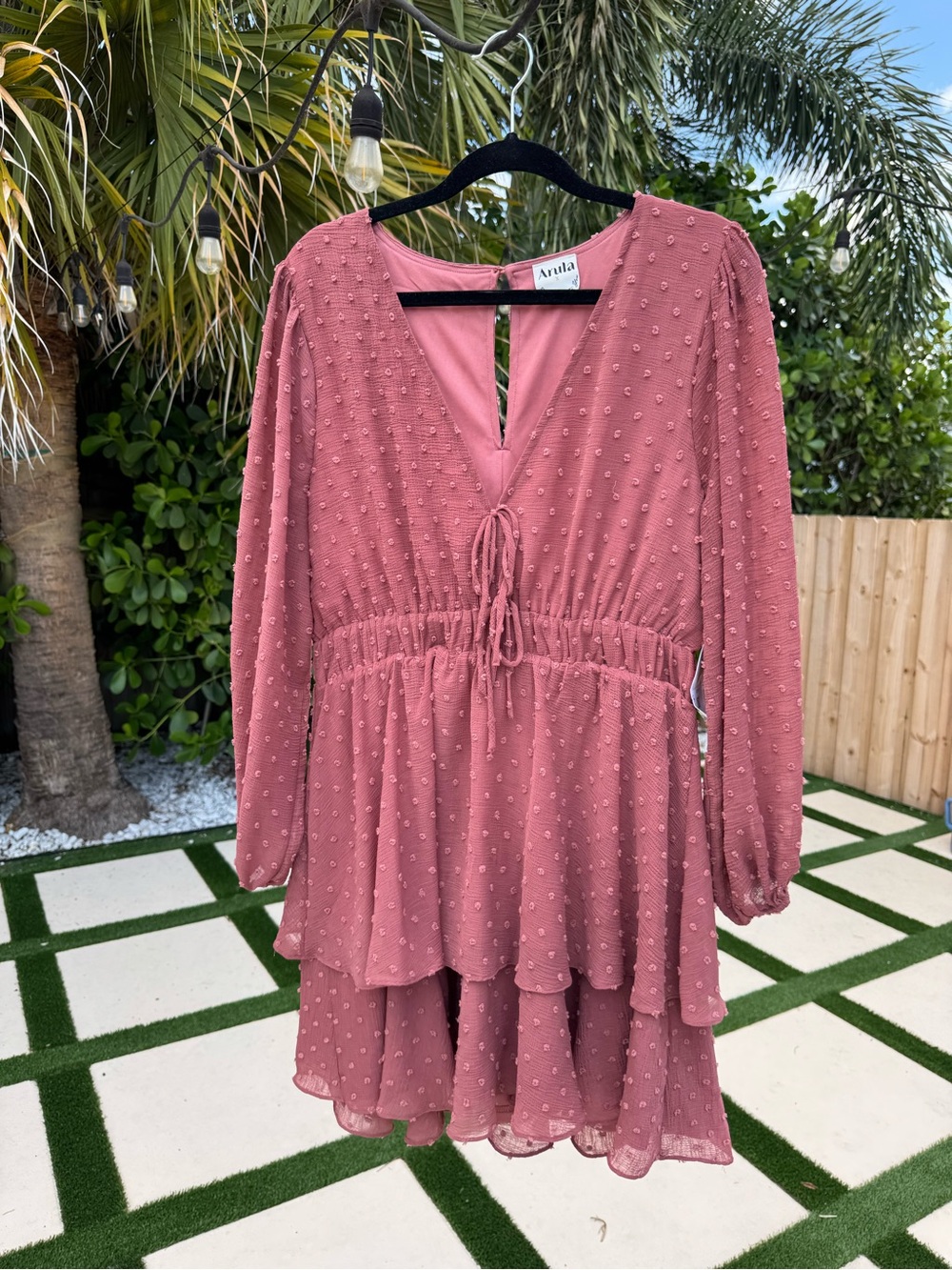 ARULA Dusty Rose Long-Sleeve Tiered V-Neck Dress